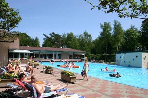 Hoofdafbeelding Vakantieparken Veluwe met zwembad